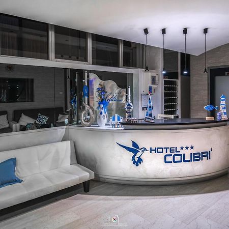 hotel colibri Cattolica Esterno foto